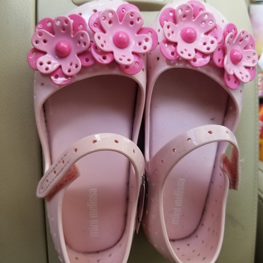 Mini Melissa size 10